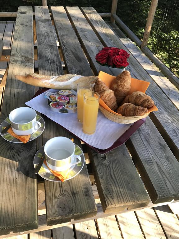 Camping Les Chevrefeuilles Royan Ngoại thất bức ảnh
