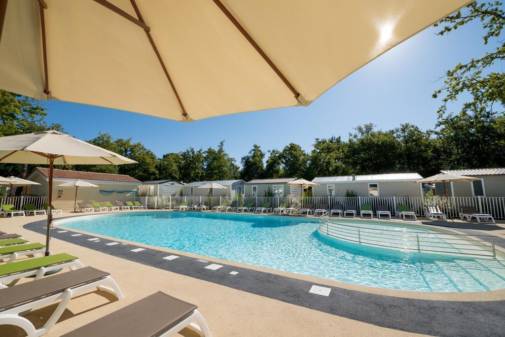 Camping Les Chevrefeuilles Royan Ngoại thất bức ảnh